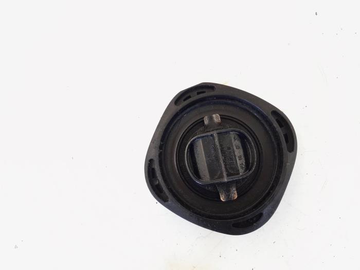 Ölkappe van een BMW 5 serie (F10) 525d 24V 2010