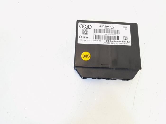 Używane Modul Comfort Audi A8 (D4) 4.2 TDI V8 32V Quattro Cena € 39,00 Procedura marży oferowane przez GEJO Revisie & Onderdelen BV