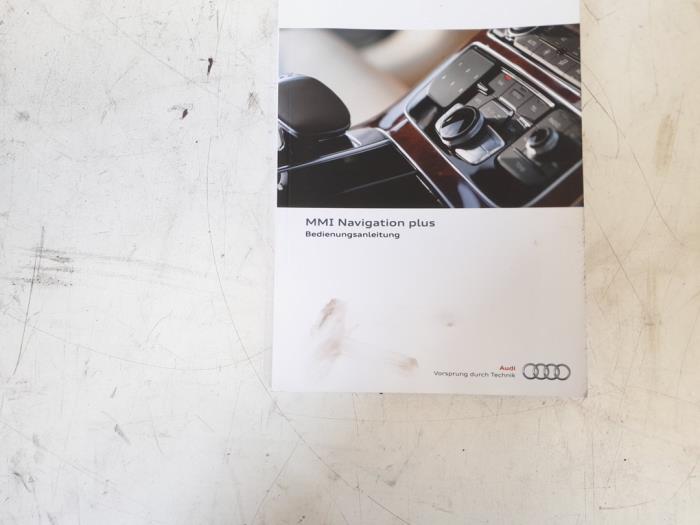 Instrukcja z Audi A8 (D4) 4.2 TDI V8 32V Quattro 2011