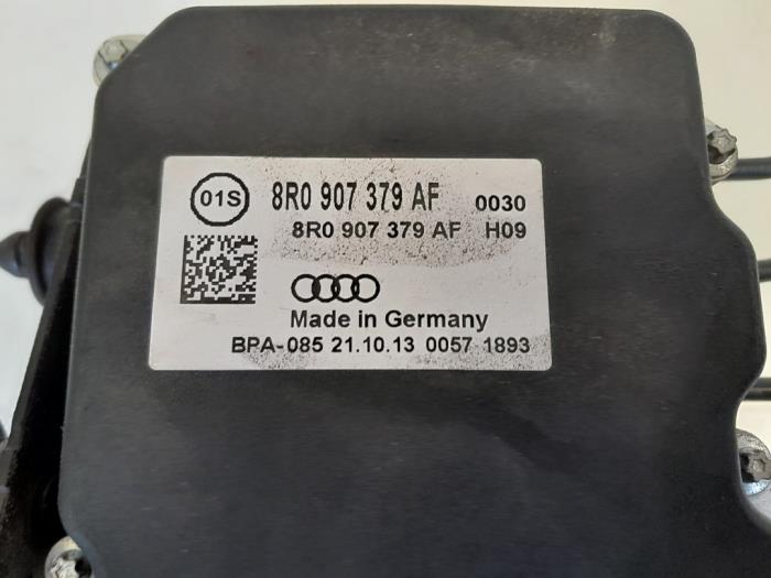 ABS pump from a Audi SQ5 (8RB) 3.0 TDI V6 24V 2013
