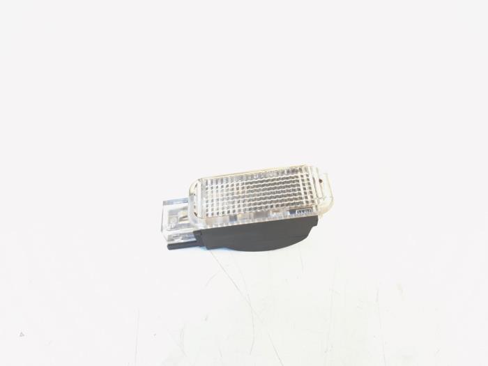 Innenbeleuchtung hinten van een Audi SQ5 (8RB) 3.0 TDI V6 24V 2013