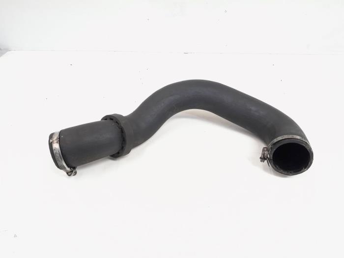 Usagé Tuyau intercooler Volkswagen Transporter T5 2.0 TDI DRF Prix € 20,00 Règlement à la marge proposé par GEJO Revisie & Onderdelen BV