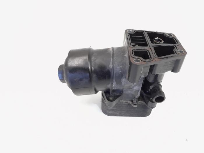 BOITIER FILTRE HUILE VW 2011 03L115389G/03L117021C/03L115389C