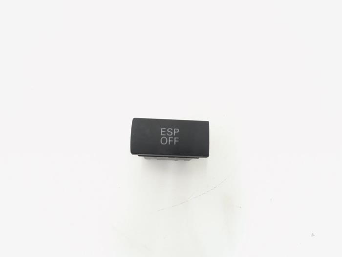 Interruptor ESP de un Audi A6 Avant (C6) 2.0 T FSI 16V 2010