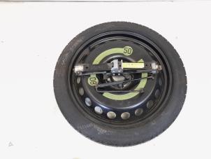 Used Jackkit + spare wheel Audi A4 Avant (B8) 2.0 TDI 16V Price € 135,00 Margin scheme offered by GEJO Revisie & Onderdelen BV