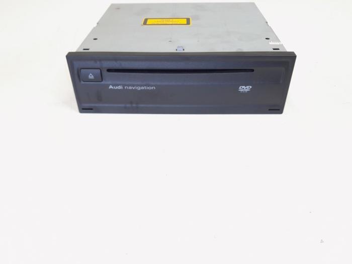 Usagé Module navigation Audi A4 Avant (B8) 3.0 TDI V6 24V Quattro Prix € 74,00 Règlement à la marge proposé par GEJO Revisie & Onderdelen BV