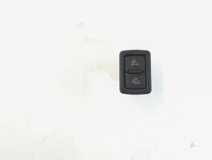 Used Switch (miscellaneous) Audi A5 (8T3) 3.0 TDI V6 24V Quattro Price € 9,95 Margin scheme offered by GEJO Revisie & Onderdelen BV