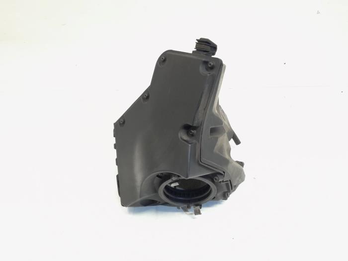 Begagnade Luftfilterhus Audi A5 (8T3) 3.0 TDI V6 24V Quattro Pris € 17,00 Marginaltabell erbjuds av GEJO Revisie & Onderdelen BV