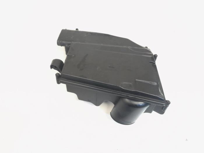 Begagnade Luftfilterhus Mercedes ML II (164/4JG) 3.0 ML-280 CDI 4-Matic V6 24V Pris € 19,00 Marginaltabell erbjuds av GEJO Revisie & Onderdelen BV