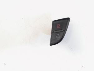 Used Central locking switch Audi A4 Avant (B8) 1.8 TFSI 16V Price € 10,00 Margin scheme offered by GEJO Revisie & Onderdelen BV