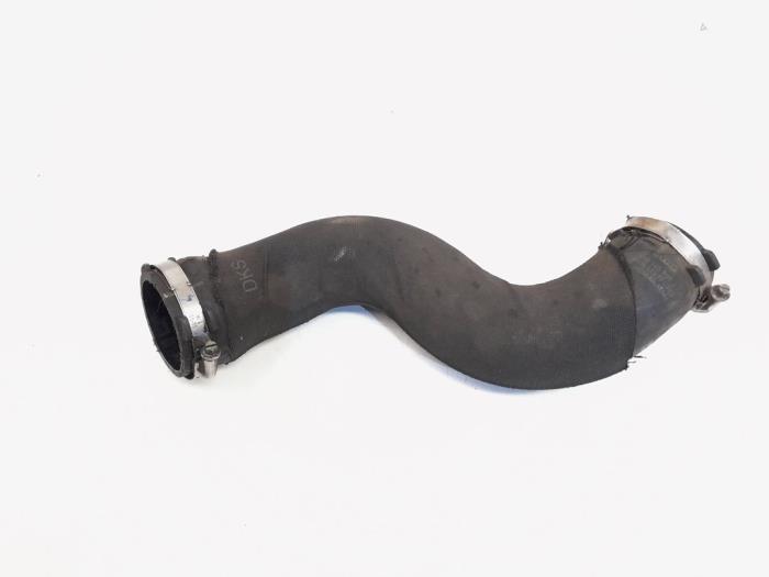 Gebrauchte Intercooler Schlauch Audi A4 Avant (B8) 1.8 TFSI 16V Preis € 9,00 Margenregelung angeboten von GEJO Revisie & Onderdelen BV