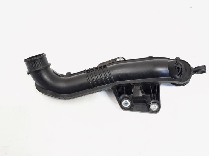 Usagé Tube intercooler Audi A4 Avant (B8) 1.8 TFSI 16V Prix € 9,00 Règlement à la marge proposé par GEJO Revisie & Onderdelen BV