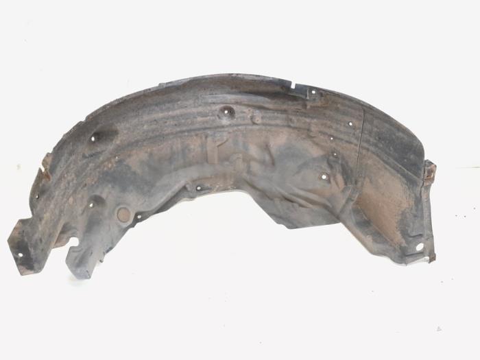 Usagé Passage de roue Landrover Range Rover Sport (LS) 2.7 TDV6 24V Prix € 24,00 Règlement à la marge proposé par GEJO Revisie & Onderdelen BV