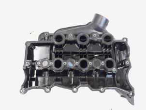 Ventildeckel van een Land Rover Range Rover Sport (LS) 2.7 TDV6 24V 2006