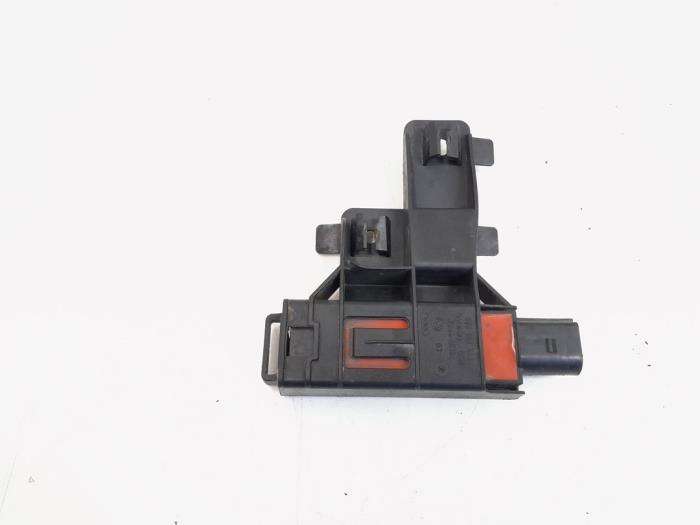 Używane Keyless Entry-Antena Audi RS 3 Sportback (8VA/8VF) 2.5 TFSI 20V Quattro Cena € 3,50 Procedura marży oferowane przez GEJO Revisie & Onderdelen BV