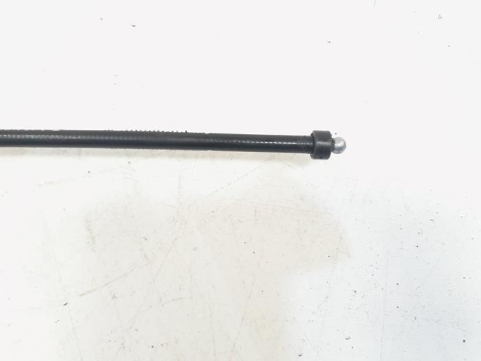 Bonnet release cable from a Mercedes-Benz ML II (164/4JG) 3.0 ML-280 CDI 4-Matic V6 24V 2006