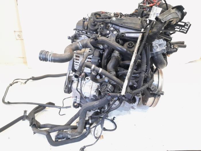 Engine from a Audi A6 (C7) 2.0 TDI 16V 2015