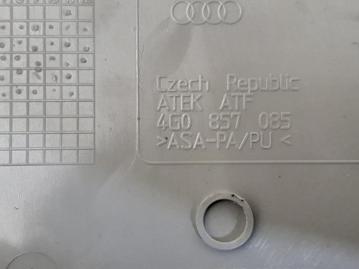 Armaturenbrett Teil van een Audi A6 (C7) 2.0 TDI 16V 2015