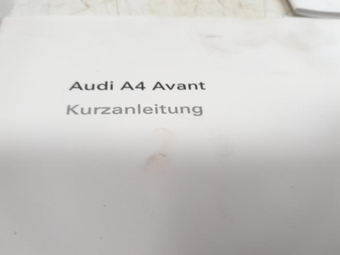 Instrucciones(varios) de un Audi A4 Avant (B8) 3.0 TDI V6 24V Quattro 2008