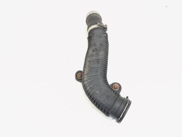 Intercooler Rohr van een Volkswagen Golf VI (5K1) 2.0 GTI 16V 2011
