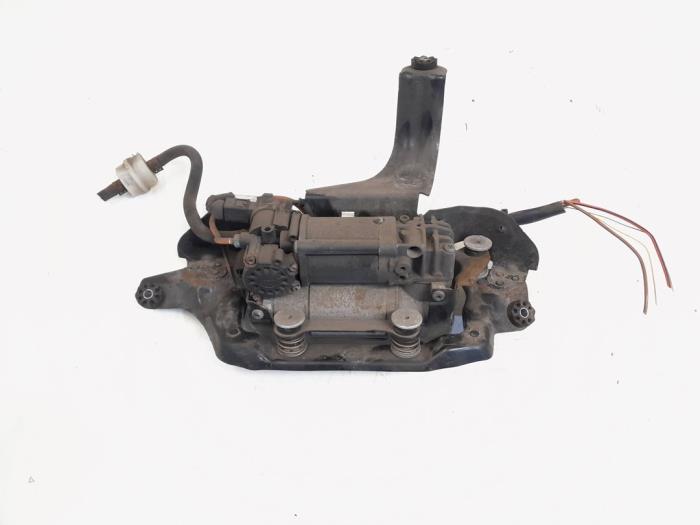 Begagnade Luftpump (fjädring) Audi A6 Avant (C7) 3.0 V6 24V TFSI Quattro Pris € 324,00 Marginaltabell erbjuds av GEJO Revisie & Onderdelen BV