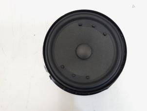 Used Speaker Volkswagen Golf VII (AUA) 1.0 TSI 12V Price € 5,00 Margin scheme offered by GEJO Revisie & Onderdelen BV