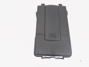 Gebrauchte Batterieabdeckung Skoda Octavia Combi (1Z5) 1.8 TSI 16V Preis € 19,99 Margenregelung angeboten von GEJO Revisie & Onderdelen BV