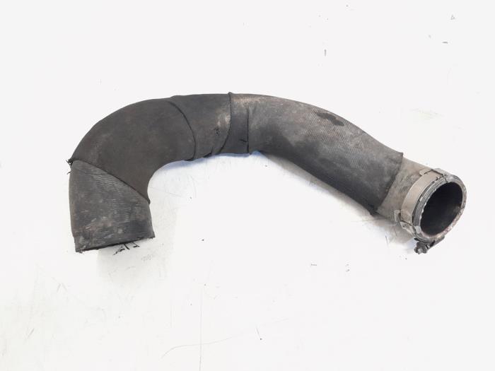Usagé Tuyau intercooler Audi A4 Avant (B8) 3.0 TDI 245 V6 24V Quattro Prix € 9,00 Règlement à la marge proposé par GEJO Revisie & Onderdelen BV