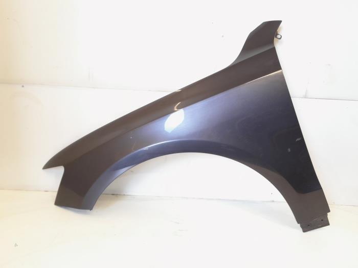 Front wing, left from a Audi Q5 (8RB) 2.0 TFSI 16V Quattro 2008