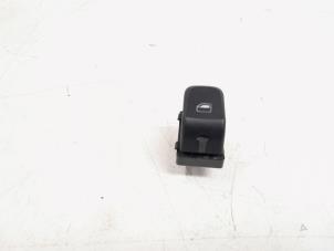 Begagnade Brytare, eldrivna fönster Audi Q5 (8RB) 2.0 TFSI 16V Quattro Pris € 4,00 Marginaltabell erbjuds av GEJO Revisie & Onderdelen BV