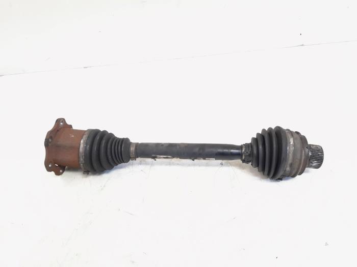 Front drive shaft, right from a Audi Q5 (8RB) 2.0 TFSI 16V Quattro 2008