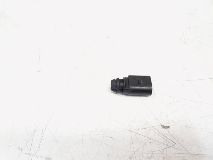 Outside temperature sensor