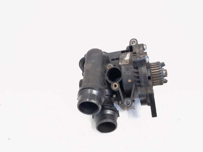 Begagnade Vattenpump Audi Q5 (8RB) 2.0 TFSI 16V Quattro Pris € 38,00 Marginaltabell erbjuds av GEJO Revisie & Onderdelen BV