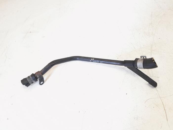 Begagnade Vattenrör Audi Q5 (8RB) 2.0 TFSI 16V Quattro Pris € 7,00 Marginaltabell erbjuds av GEJO Revisie & Onderdelen BV