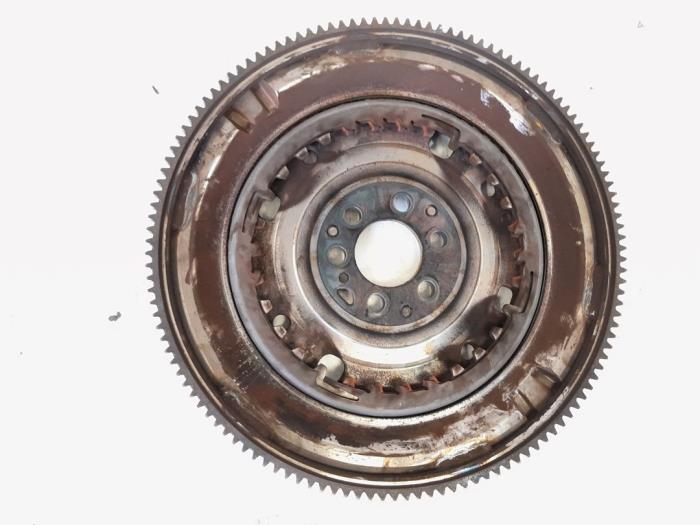 Used Flywheel Volkswagen Passat Variant (365) 1.4 TSI 16V Price € 74,00 Margin scheme offered by GEJO Revisie & Onderdelen BV