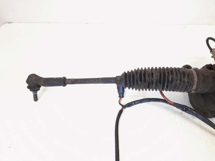 Steering box from a Volkswagen Jetta IV (162/16A) 1.2 TSI 2011