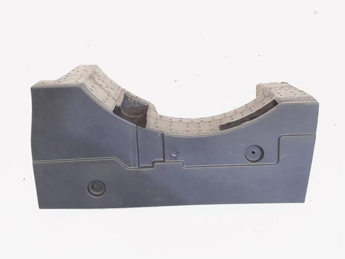 Spare wheel bracket