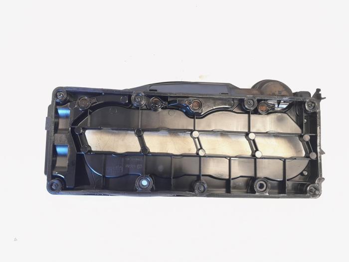 Rocker cover Audi A4 Avant 2.0 TDI 16V - 03L103469A CAGB