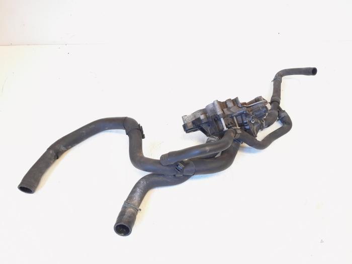 Begagnade Vattenpump Audi A3 Sportback (8VA/8VF) 1.4 TFSI ACT Ultra 16V Pris € 60,00 Marginaltabell erbjuds av GEJO Revisie & Onderdelen BV