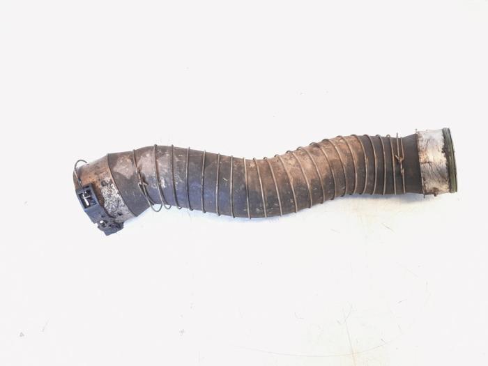 Gebrauchte Intercooler Schlauch BMW X1 (E84) sDrive 18d 2.0 16V Preis € 19,95 Margenregelung angeboten von GEJO Revisie & Onderdelen BV