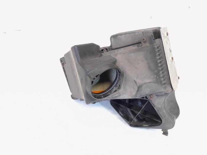 Begagnade Luftfilterhus Audi A4 Avant (B8) 2.0 TFSI 16V Quattro Pris € 14,00 Marginaltabell erbjuds av GEJO Revisie & Onderdelen BV