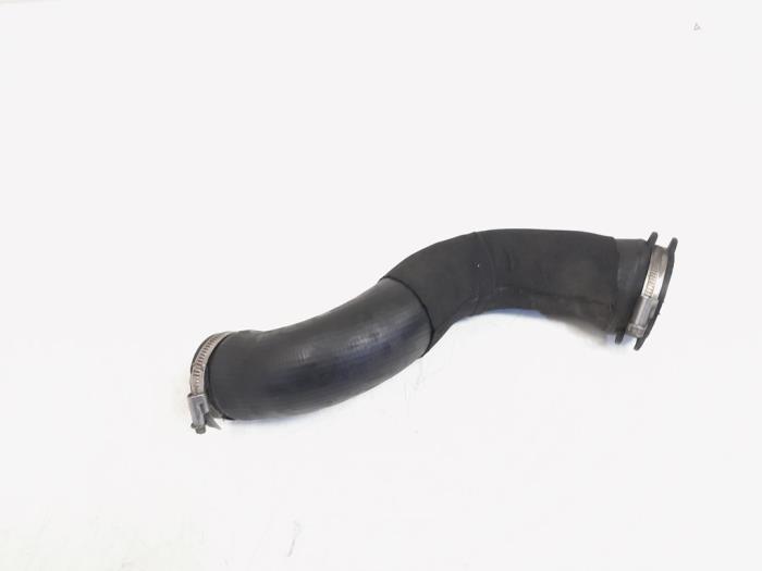 Gebrauchte Intercooler Schlauch Audi A4 Avant (B8) 2.0 TFSI 16V Quattro Preis € 9,00 Margenregelung angeboten von GEJO Revisie & Onderdelen BV
