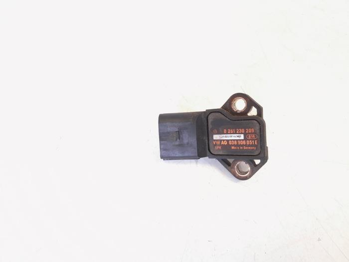 Begagnade MAP-sensor (insugsrör) Audi A4 Avant (B8) 2.0 TFSI 16V Quattro Pris € 28,00 Marginaltabell erbjuds av GEJO Revisie & Onderdelen BV