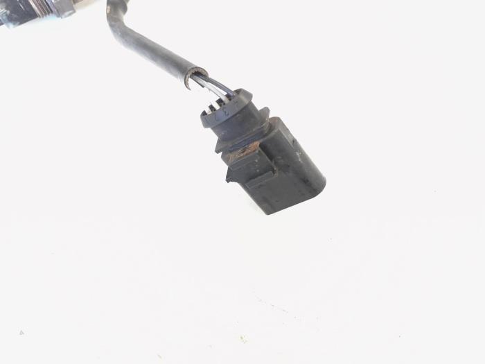Sonde lambda d'un Audi A4 Avant (B8) 2.0 TFSI 16V Quattro 2011