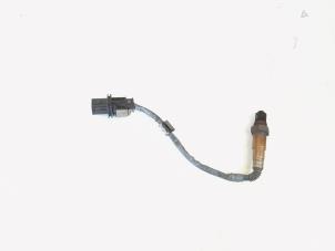 Lambda probe from a Audi A4 Avant (B8) 2.0 TFSI 16V Quattro 2011