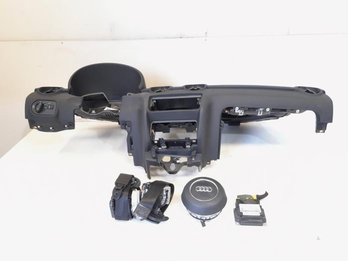 Airbag De Volant Conducteur Pour Audi A1 3/5 Portes - Réf. 8X0880201C - Occasion Bon état