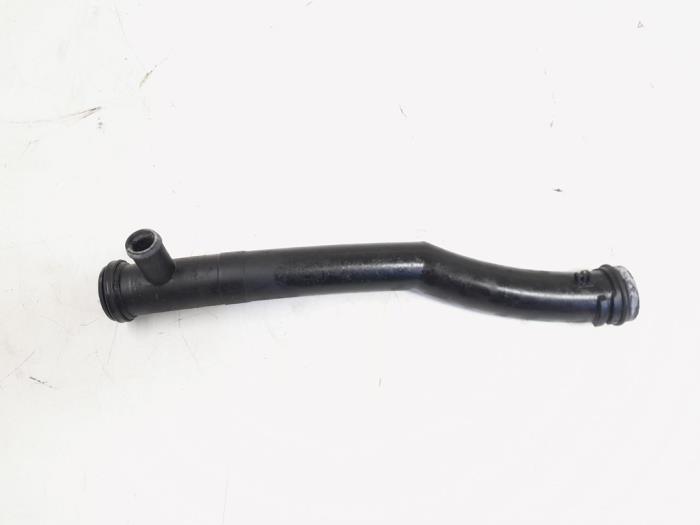 Begagnade Vattenrör Audi A1 (8X1/8XK) 1.2 TFSI Pris € 9,00 Marginaltabell erbjuds av GEJO Revisie & Onderdelen BV