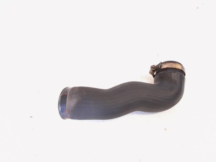 Gebrauchte Intercooler Schlauch Seat Ibiza IV SC (6J1) 1.9 TDI 90 Preis € 15,00 Margenregelung angeboten von GEJO Revisie & Onderdelen BV
