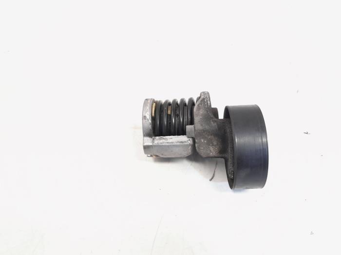 Usados Rodillo tensor correa múltiple Seat Ibiza IV SC (6J1) 1.9 TDI 90 Precio € 14,50 Norma de margen ofrecido por GEJO Revisie & Onderdelen BV