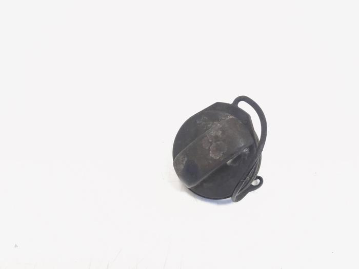 Begagnade Tanklock Volkswagen Passat CC (357) 1.8 TSI 16V Pris € 9,00 Marginaltabell erbjuds av GEJO Revisie & Onderdelen BV